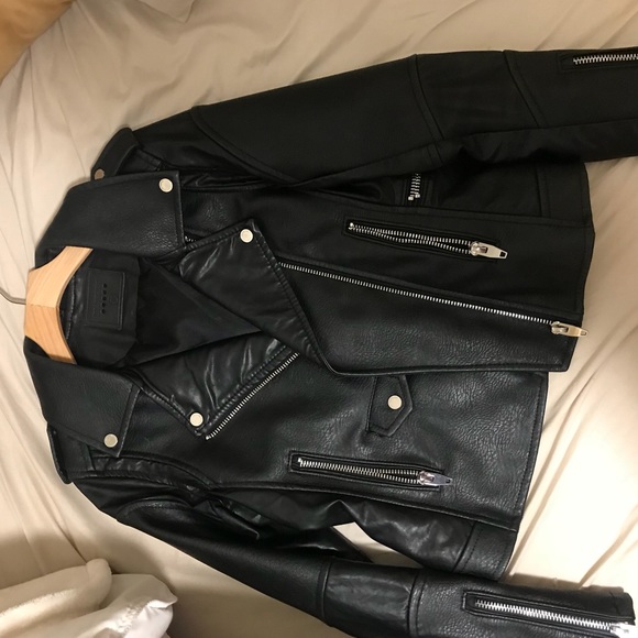 Blank NYC Jackets & Blazers - BLANKNYC LEATHER MOTO JACKET (size M, WOMENS)